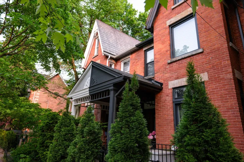 What a Front Porch Actually Does to a Neighborhood (It's More Than You Think)